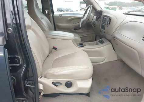 2000 Ford Expedition Eddie Bauer from USA, damaged, VIN 1FMRU17L9YLC06571